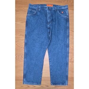 Wrangler FR Riggs Workwear Jeans Mens 42x30 Flame Resistant Denim